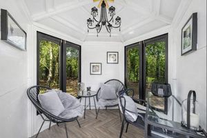 Photo 24- click for photo gallery